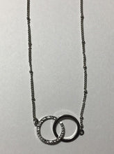 Load image into Gallery viewer, Interlocking Rings Necklace
